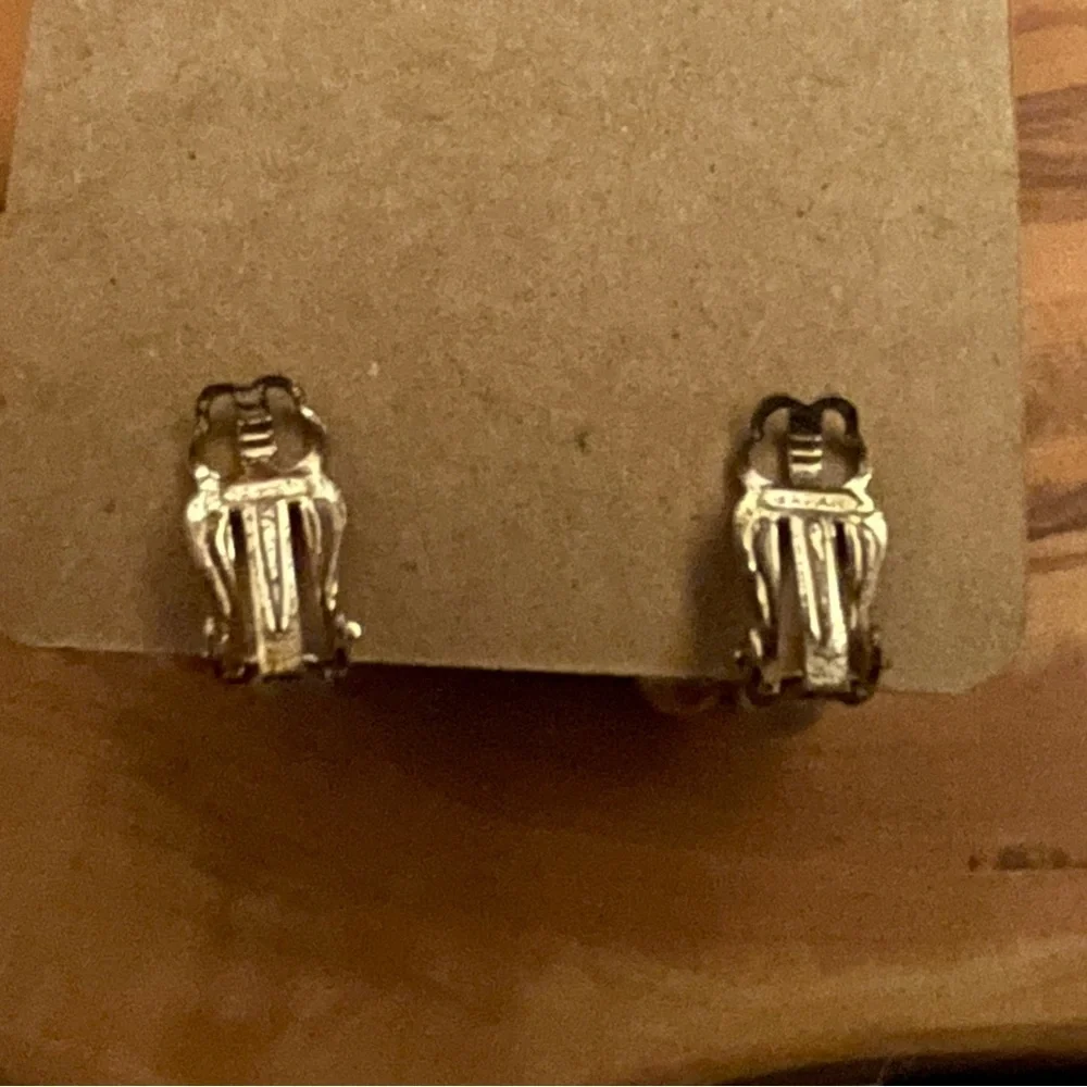 Vintage 1950's Faux Pearl Cluster Clip On Earrings